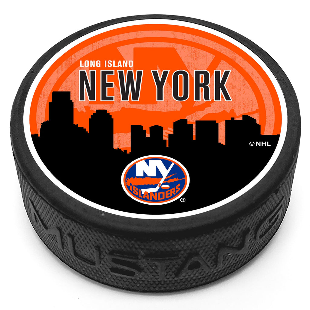 New York Islanders skyline puck with primary logo