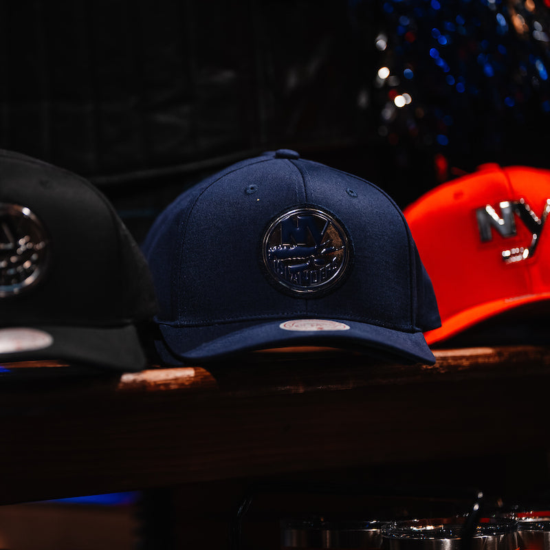 Islanders Platinum Ice Navy Baseball Hat