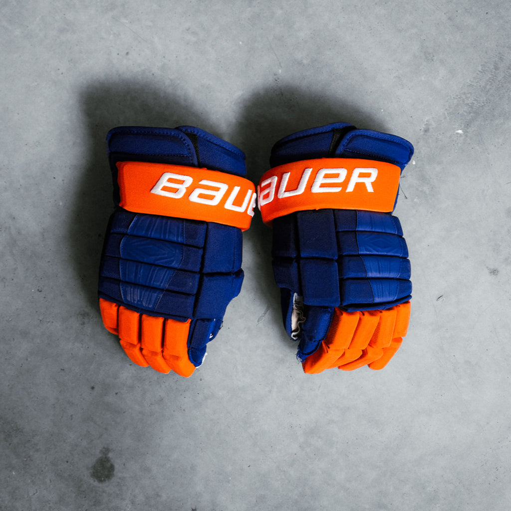 Maxim Tsyplakov Game Used Home/Away Gloves