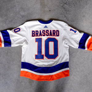 Brassard Game Used Adidas Away Jersey