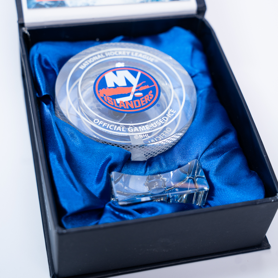 New York Islanders inaugural season crustal ice filled puck made by Fanatics